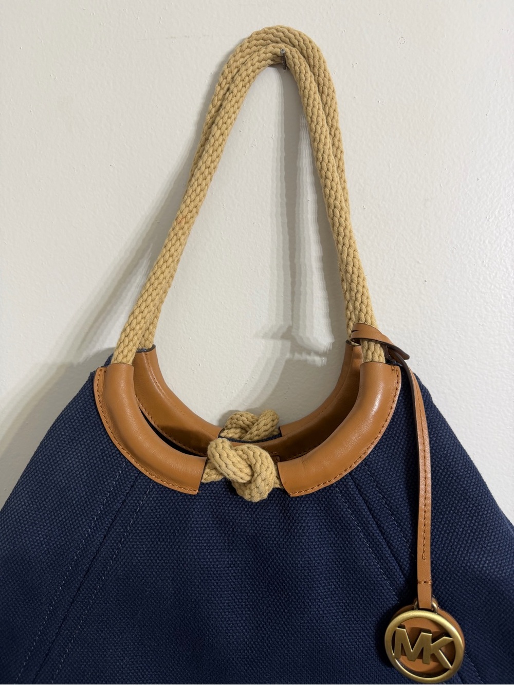 Michael Kors Isla Ring Canvas Shoulder Tot - Picture 6 of 8